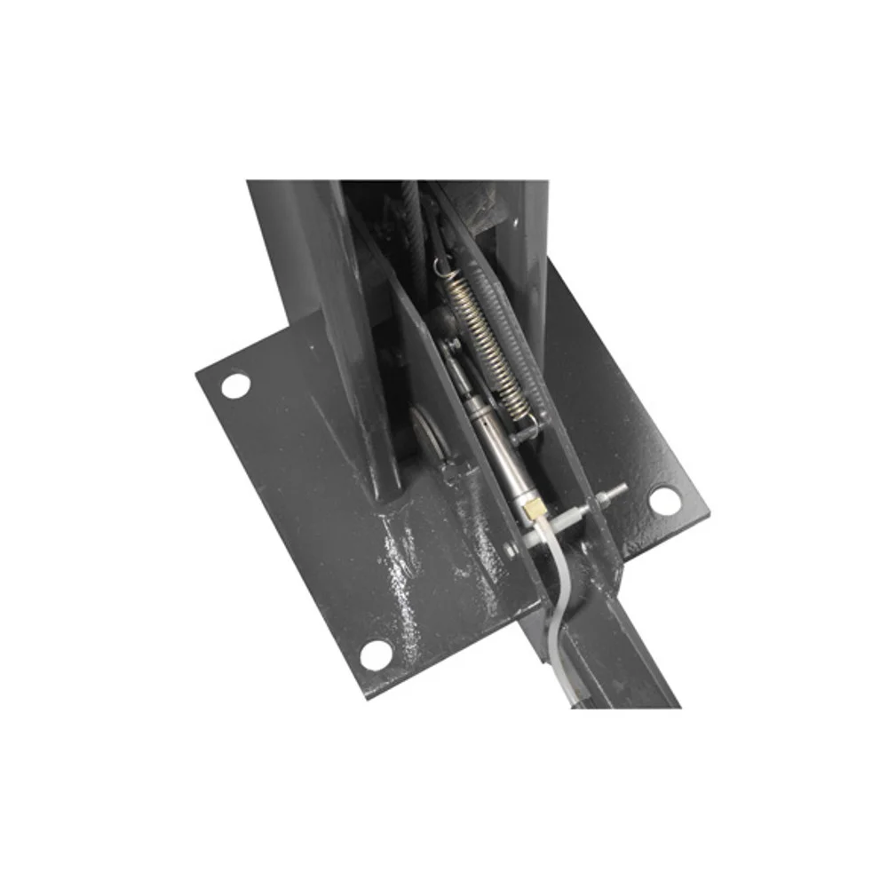 BENDPAK 9,000-LB. STANDARD WIDTH CAR LIFT - Image 2
